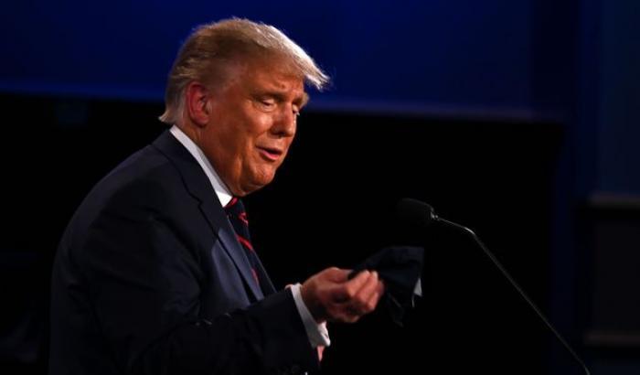 Trump attacca a testa bassa: "I Biden sono una famiglia criminale"
