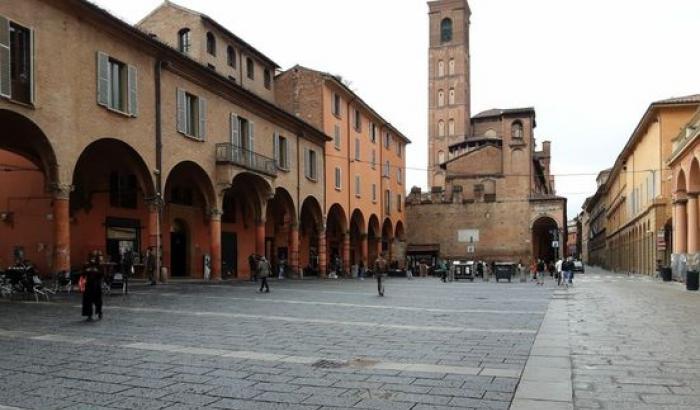 Bologna ha già chiuso tre piazze