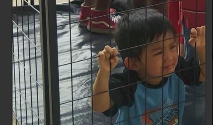 Gli Usa di Trump hanno 'perso' i genitori di oltre 500 bambini migranti