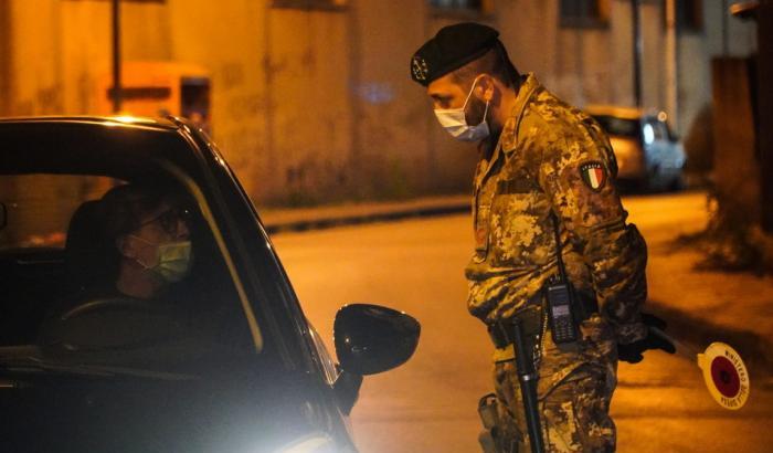 00058460-coprifuoco Coprifuoco