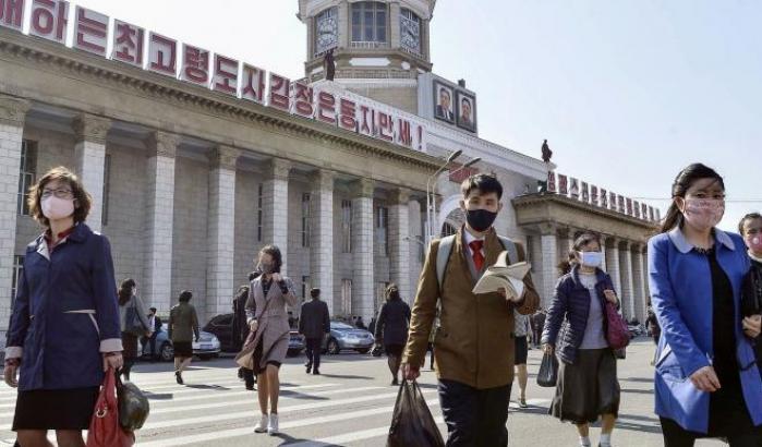 Tempesta di sabbia dalla Cina: la Corea del Nord teme che porti polvere e Covid