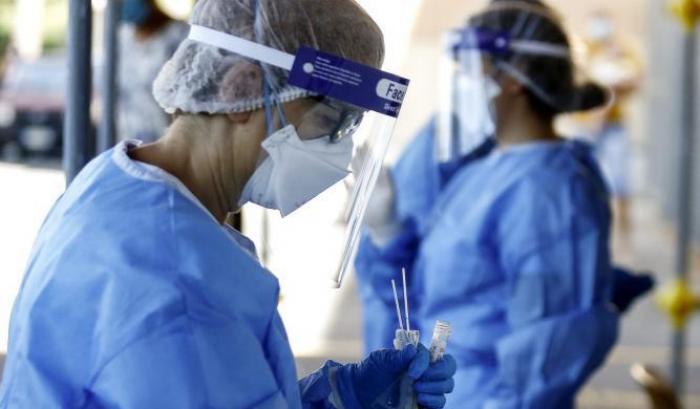 I medici italiani: "Serve per Natale un lockdown nazionale"