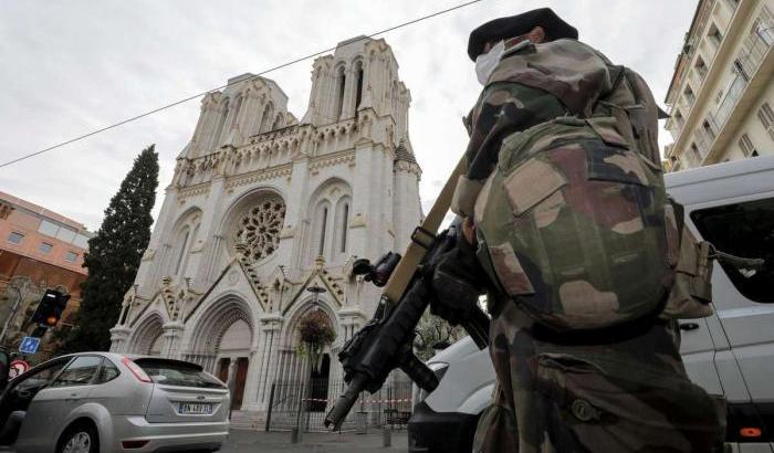 Il terrorista di Nizza aveva già accoltellato un uomo in Tunisia del 2016