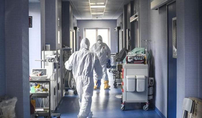 Quasi 200 positivi a Gela: il reparto di medicina riconverito in reparto Covid