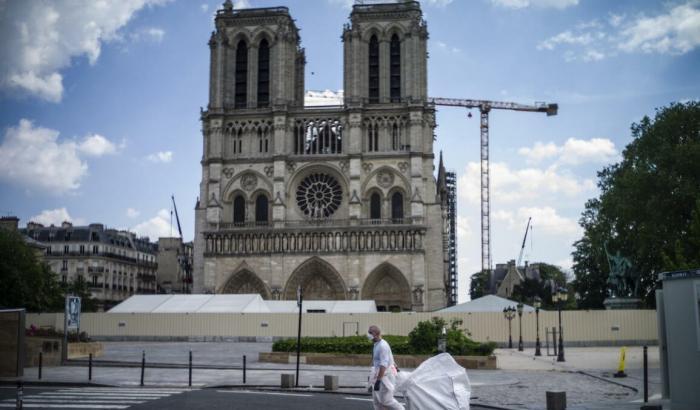 In Francia il Covid non si ferma: oltre 50.000 nuovi casi e più di 400 morti