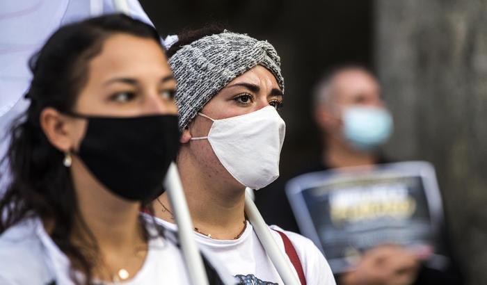 Crescono ancora i contagi, oltre 40mila. Nuovo record di tamponi