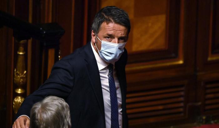 Renzi torna ad attaccare Conte: "Se il Parlamento non può discutere c'è qualcosa che non va"
