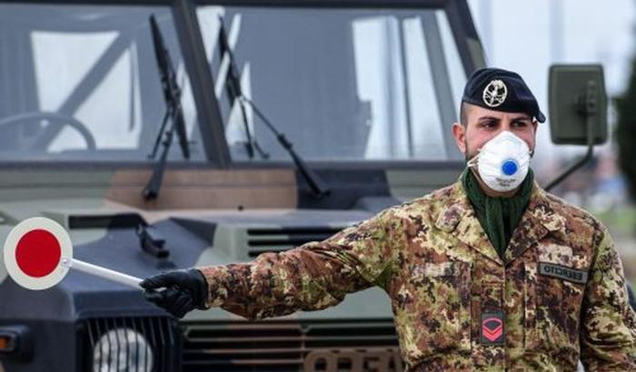 La Regione Lombardia pensa a usare l'esercito; ma la zona rossa non era 'uno schiaffo in faccia'?