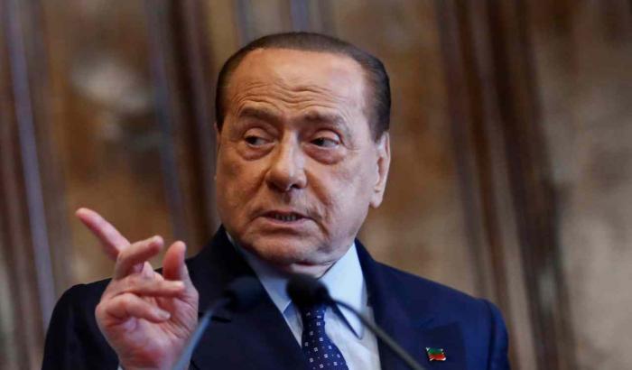 Berlusconi: "Non mi faccio dettare la linea, serve un governo con le forze migliori"
