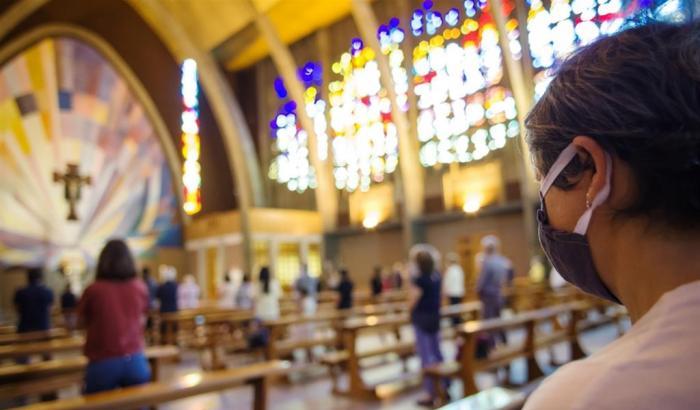 La Cei assicura: "Le messe di Natale saranno in sicurezza"