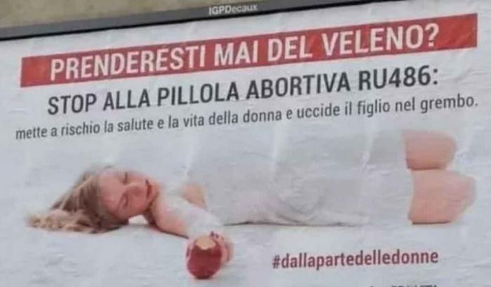 Il terrorismo di Pro Vita: la pillola abortiva paragonata al veleno