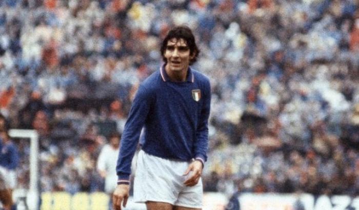 Ladri svaligiano casa di Paolo Rossi durante i suoi funerali