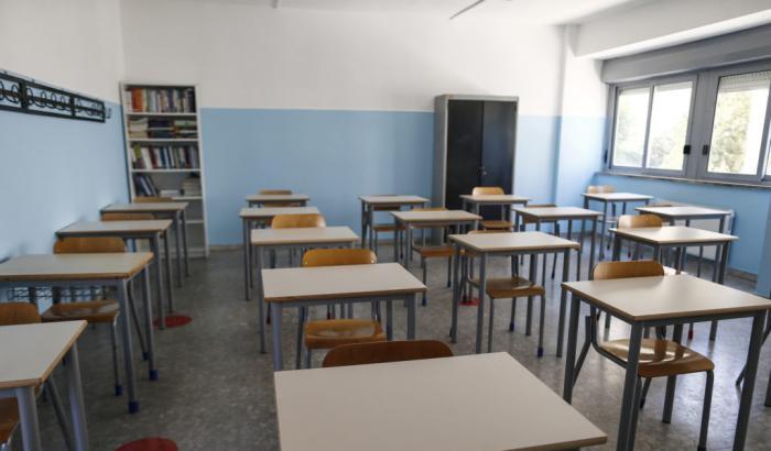 Scontro Rezza- Miozzo sulla scuola: chi vuole aprire a gennaio e chi no