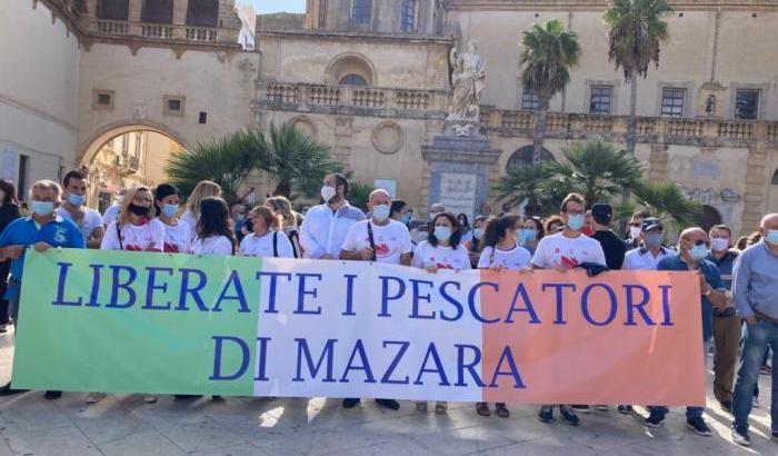 Natale da sequestrati in Libia per i pescatori di Mazara mentre a Roma tutto tace