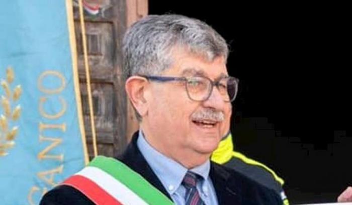 Morto per Covid il sindaco-medico nel foggiano: si era ammalato dopo aver visitato un paziente positivo