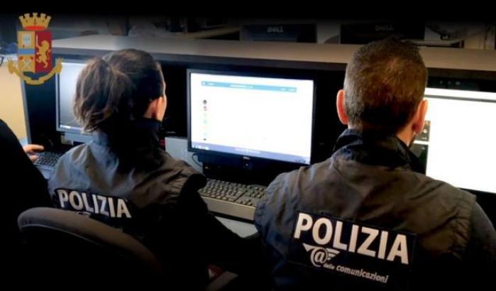 Orribile ricatto a Brescia: "Datemi 5mila euro o pubblico le foto hot di vostra figlia"