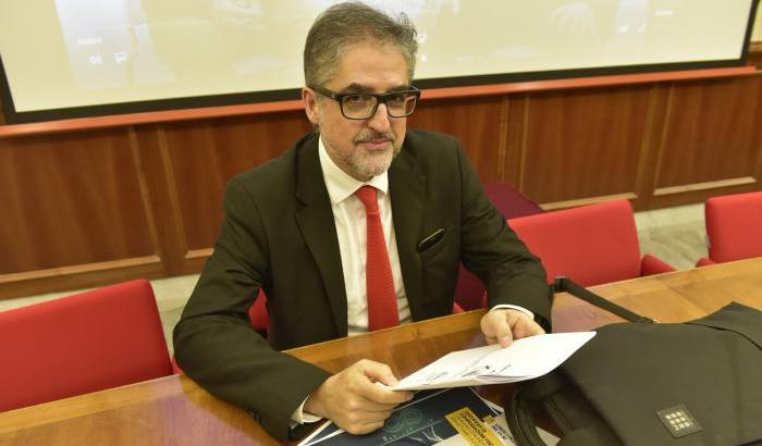 Cabras (M5s): "Renzi conta il 2% e deve essere trattato come tale, altrimenti non ci sto"