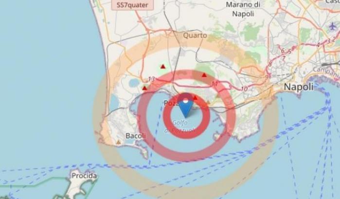 Paura nella notte nella zona dei Campi Flegrei: avvertita scossa di terremoto di magnitudo 2.2