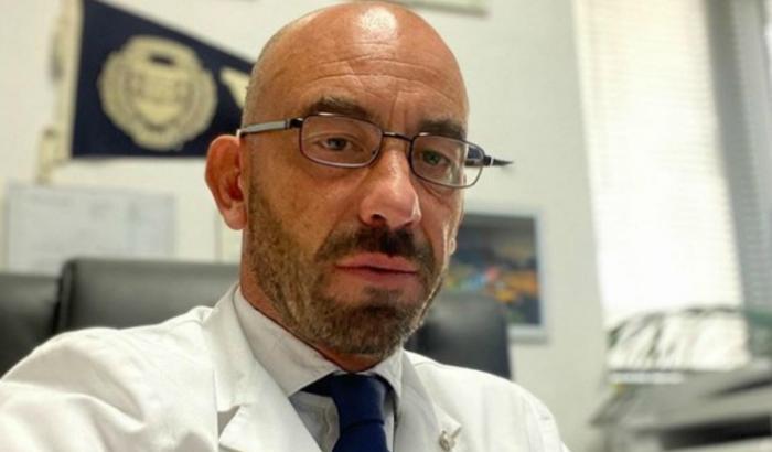 Bassetti: "Vaccini e sequenziamento unico rimedio per la variante Delta. Le zone rosse non servono"