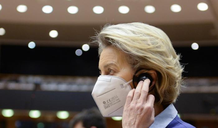 Von der Leyen chiede scusa ai cittadini europei: "Troppo ottimismo sui vaccini"