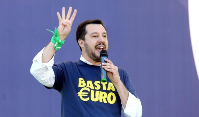 Bonaccini:  "Salvini spiegherà ai suoi elettori perché si è tolto la maglia No Euro"
