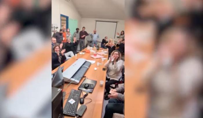 In venti in una stanza senza mascherine per una festa: sanzioni ai dipendenti del Comune di Latina