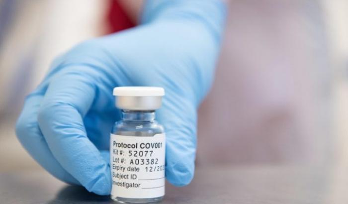 L'infettivologo Matroianni: "Non corriamo rischi, usiamo il vaccino AstraZeneca"