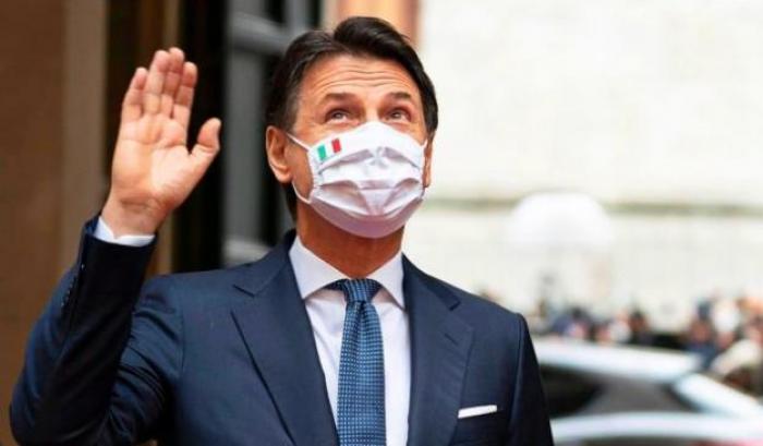 La proposta di Conte: "Riformiamo una Rai incrostata togliendola dalla politica"