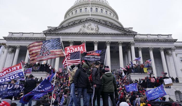 I repubblicani ancora in ginocchio da Trump: bloccano la commissione sul golpe di Capitol Hill