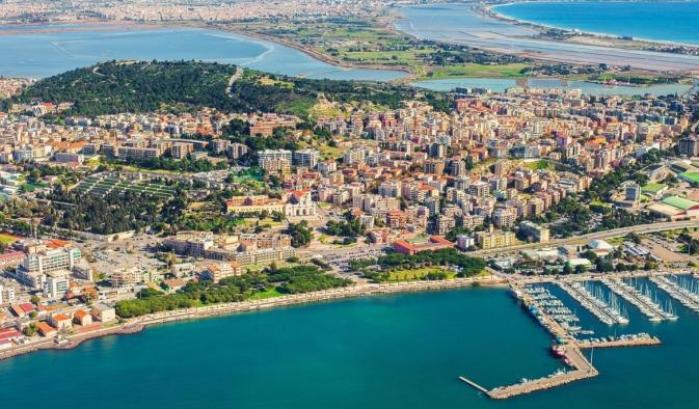Da lunedì la Sardegna è zona bianca: via coprifuoco e limiti per ristoranti
