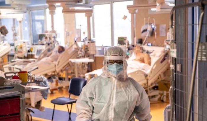 L'ad di Astrazeneca: "Dai primi dati sull'ospedalizzazione notiamo un calo del 95%"