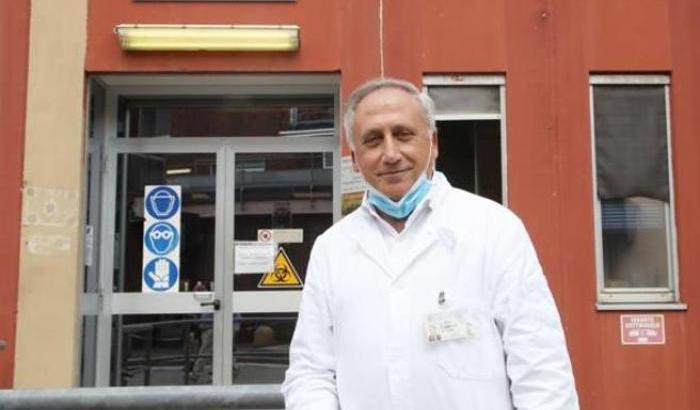 Il virologo Caruso: "Rispettare le due dosi di vaccino"