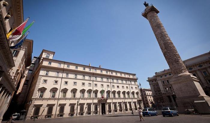 Piazza Colonna, Roma