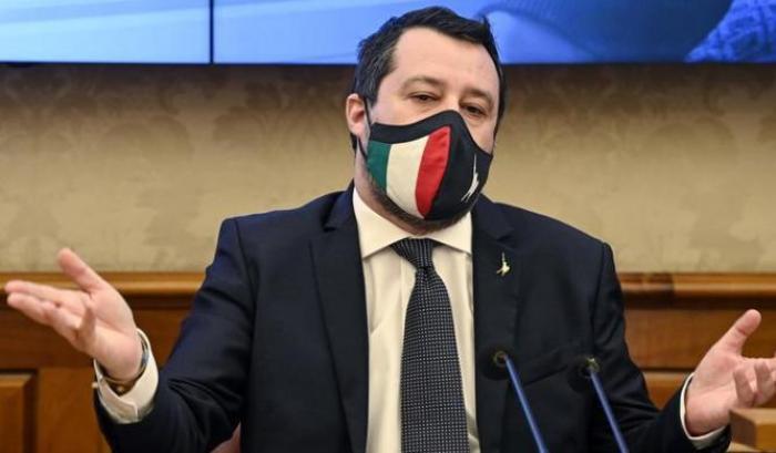 La situazione Covid precipita ma Salvini minimizza: "Non serve chiudere tutto"
