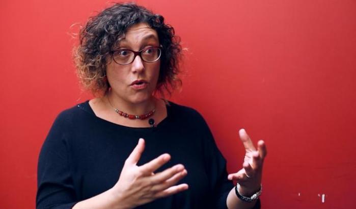 La presidente di Emergency, Miccio: “Insostenibile il monopolio Big Pharma sui vaccini”