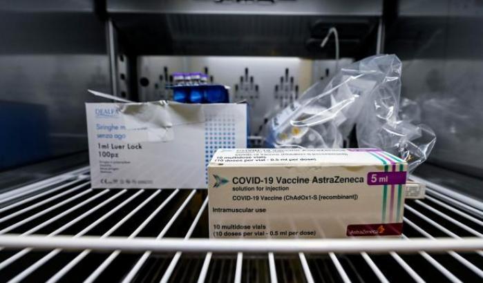 In Belgio due casi di trombosi sospetta dopo la vaccinazione AstraZeneca: non è provato il nesso