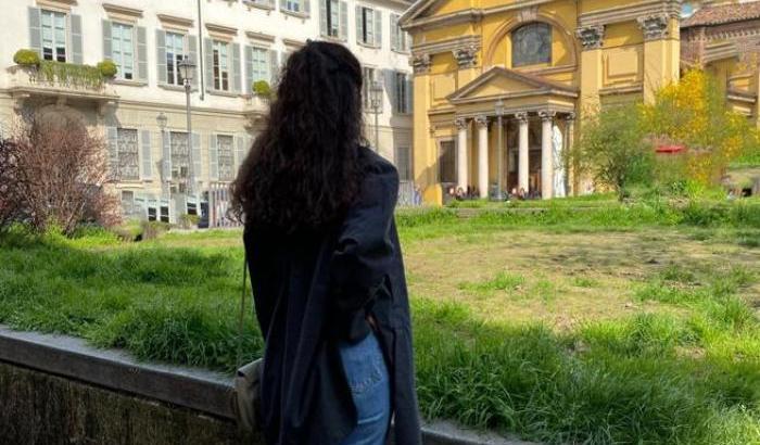 Studenti e studentesse ventenni fanno sex working per potersi pagare l’Università: "Ci sentiamo liberi"