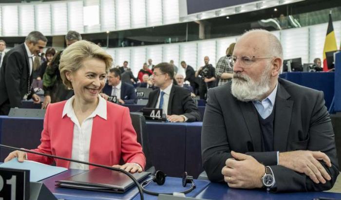 Frans Timmermans e Ursula Von der Leyen