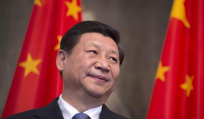 Rappresaglia della Cina contro il Regno Unito: emesse sanzioni contro parlamentari