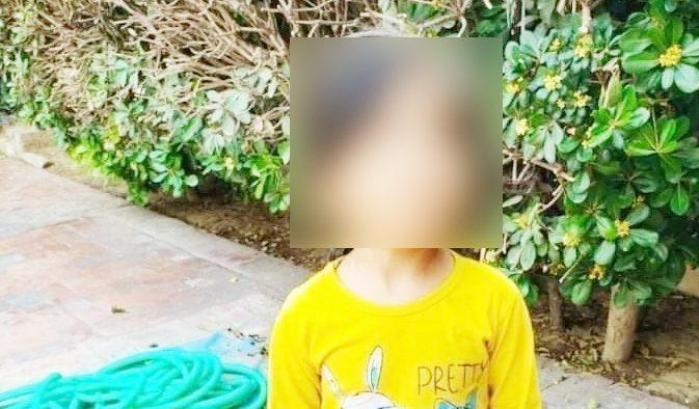 Tragedia in Pakistan: una bambina di 4 anni torturata, violentata e uccisa