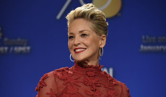 Sharon Stone: "Aumentarono il mio seno senza il mio consenso"