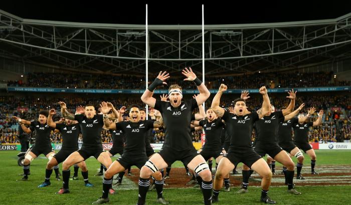 All Blacks e la celebre Haka in vendita al 15% per la crisi: ma i giocatori dicono No