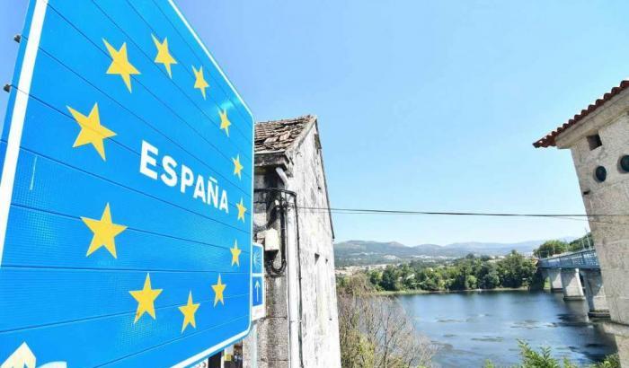 Paura dei contagi: il Portogallo chiude le frontiere con la Spagna fino a metà aprile