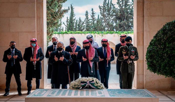 Il Re Abdullah e il principe Hamza compaiono insieme in pubblico: la prima volta dopo le accuse di golpe