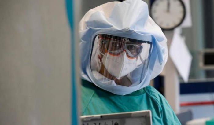 Il Covid non arretra: altri 358 morti e crescono ancora i ricoveri