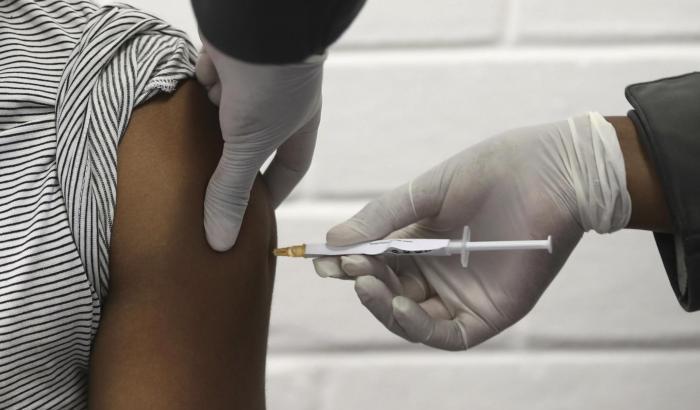 In Francia vaccinazioni aperte a tutti gli adulti dal 15 giugno