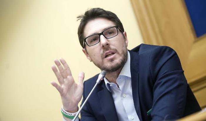 Molteni (Lega) spalleggia Salvini: "Incontro di Letta con Oscar Camps inopportuno"