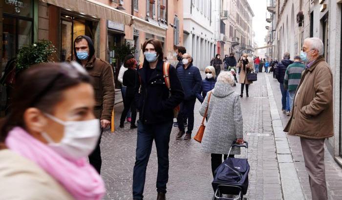 Zona gialla, arancione e rossa: ecco le regole su spostamenti, ristoranti, scuola, bar