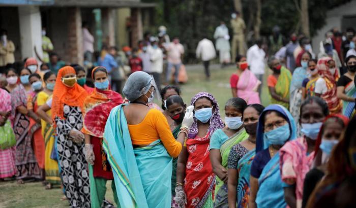 Superati i 25 milioni di contagi in India: è strage