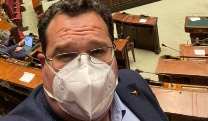 Dopo l'inchiesta di Fanpage il M5s chiede le dimissioni del leghista Durigon